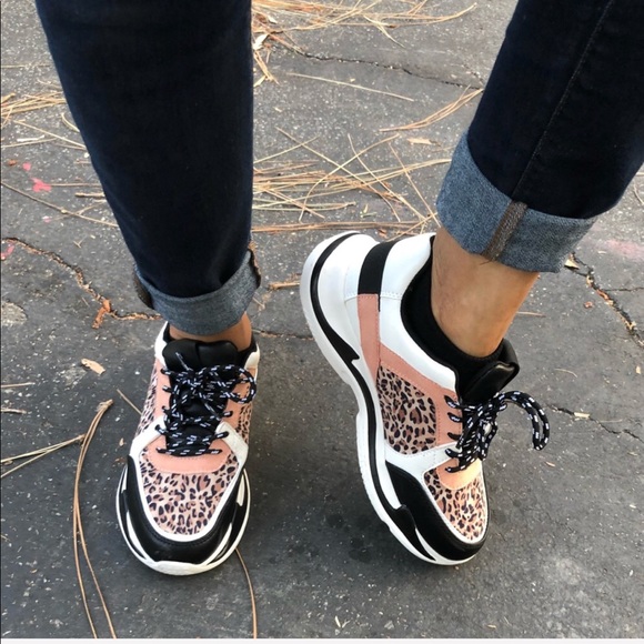 black lace up shoes womens